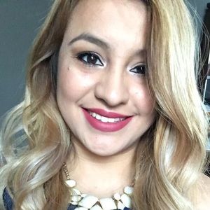 Meet your Posher, Iliana